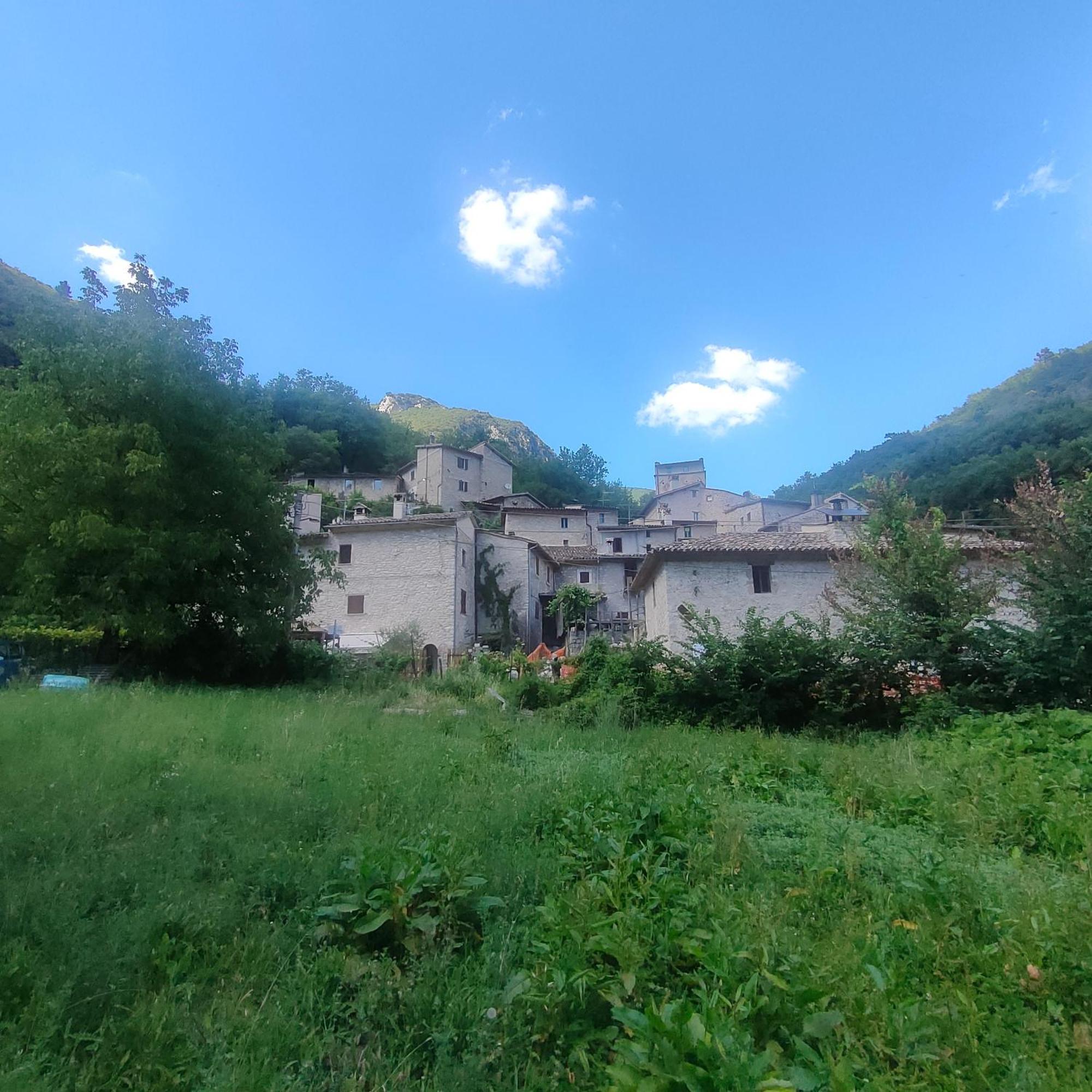 Umbria Valnerina , Il Tartuffo, Near Spoleto Apartment Scheggino Exterior photo