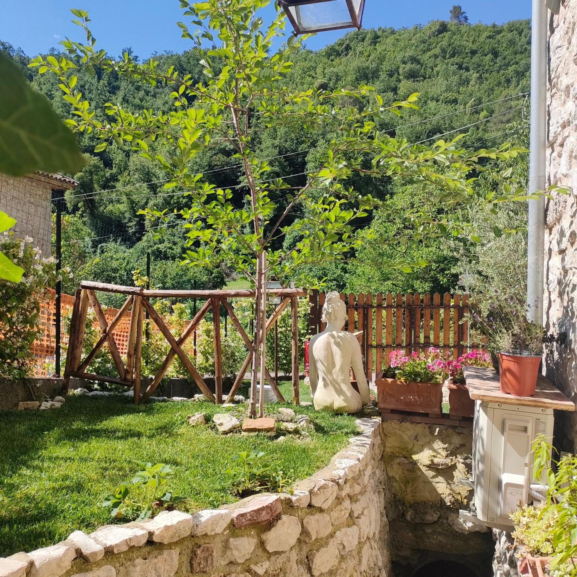 Umbria Valnerina , Il Tartuffo, Near Spoleto Apartment Scheggino Room photo